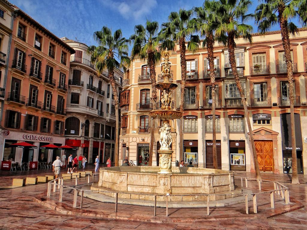 The Cathedral Rooms Malaga Exterior photo